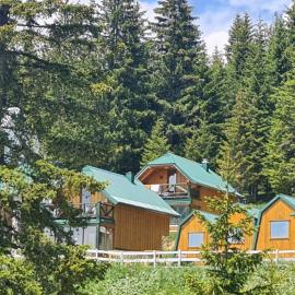 Razvršje Co, hotel a Žabljak