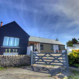 Moorview House, hotelli kohteessa Bideford
