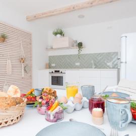 Nordic Bo- strandnahe, gemütliche Ferienhaushälfte in Schwedeneck, Hunde herzlich Willkommen, Hotel in schwedeneck 