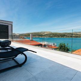 Villa Magna - seaside villa with pool and sauna
