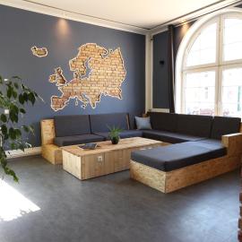 Blue Doors Hostel KTV, hotel sa Rostock