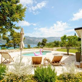 Seascape Beach House Korcula, hotel a Žrnovo