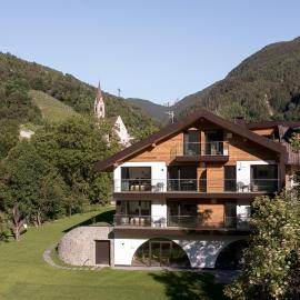 Höllerhof Brixen, hotel a Albes