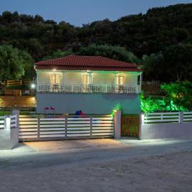 Studios Vagelis, hotel a Kalamítsi