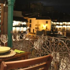 Los Balcones de Galaz, hotel v mestu Chinchón
