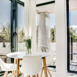 Luxury Apartments AC Workspace 5 min to Main Square by Gio Loft, hotel v Krakove