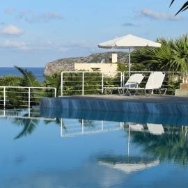 Hotel Plakures, ξενοδοχείο στα Φαλάσαρνα