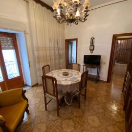 1931 Apartments - Borgo Antico - Gargano, hotel u gradu Iskitela