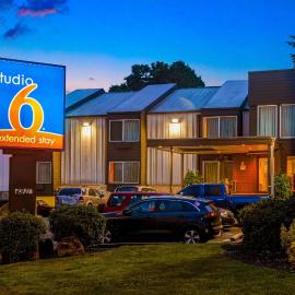 Studio 6-Portland, OR, hotel en Parkrose