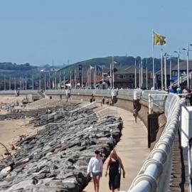 Beach Break Aberavon Holiday Home by the Sea, hotel in Port Talbot