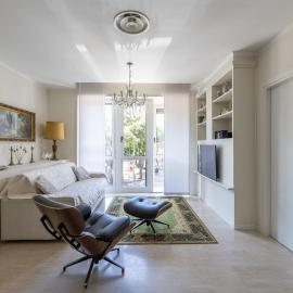 Casa Lazzarini luxury apartment di fronte al Teatro Rossini, hotel in Pesaro