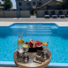 BOHO HOUSE, hotel en Ustrzyki Dolne