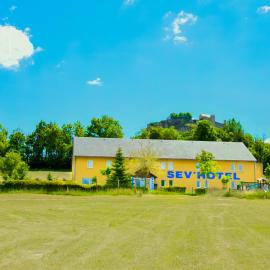 Sev'hotel, hotel sa Sévérac-le-Château