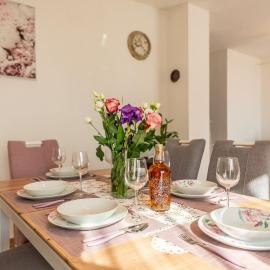 Little House By the Sea, hotel di Preko