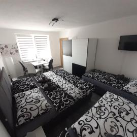 Apartmán LauMar 3, hotel a Bzenec