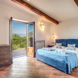 Villa Mattia in the Land of Sirens