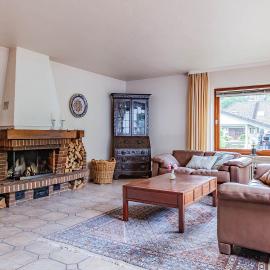 Top-bewertete Komfort-Ferienwohnung mit Sonnenterrasse in der Lüneburger Heide, Hotel in Hanstedt