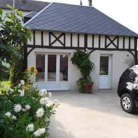 Maison( Clesanie ), hotel a Serquigny