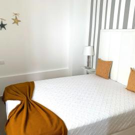 Duarte Houses - Casa T1 N - com vista mar: Nazaré'de bir otel