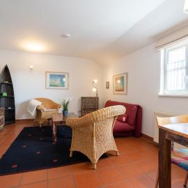 Feriendorf Rugana - Komfortplus Appartement mit 1 Schlafzimmer B04, hotel v destinácii Dranske