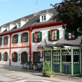 Hotel-Restaurant Fischer: Bad Waltersdorf şehrinde bir otel
