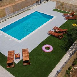 Apartments Brkić, Lozovac Krka NP with Pool, khách sạn ở Lozovac