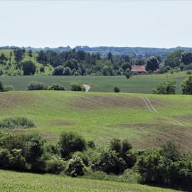Gospodarstwo Agroturystyczne Dolina Wardynki, hotel in Suliszewo