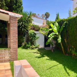 Precioso Chalet en Almuñecar junto al Mar con Garage privado, hotel v destinaci Almuñécar