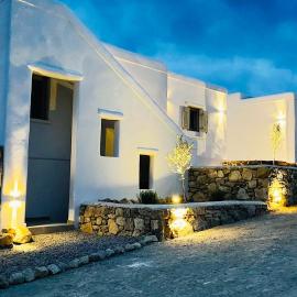 Aeris suites pori semi basement villa, khách sạn ở Koufonisia