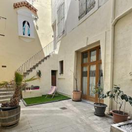 Des appartements au calme dans un immeuble historique, hotel di Béziers