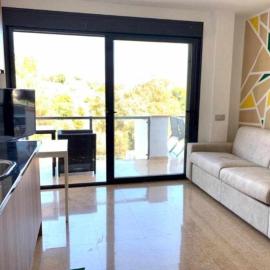 Apartamento (2) en chalet con vista abierta al mar, hotel em Málaga