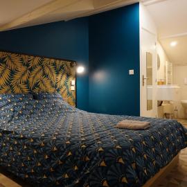 Appart Cosy 4 personnes avec terrasse, hotel in La Roche-sur-Yon