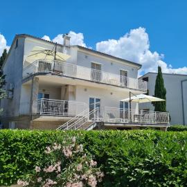 Apartments Elizabeta, viešbutis mieste Dramalj