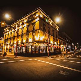 Swans Brewery, Pub & Hotel, хотел в Виктория