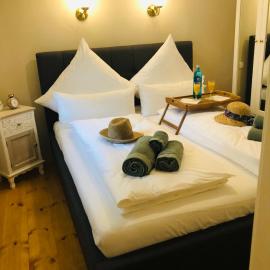 Ferienwohnung B im Ferienhaus Antika, hotel u gradu Raceburg