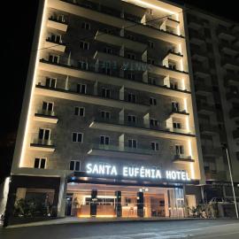 Santa Eufémia Covilhã Hotel, hótel í Covilhã