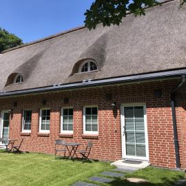 Ferienwohnungen Unter den Eichen, hotel in Stade