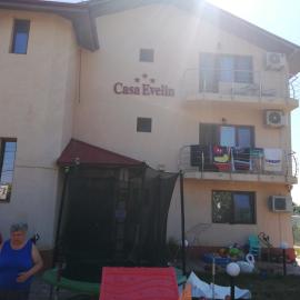 Casa evelin 2mai, hotel in 2 Mai