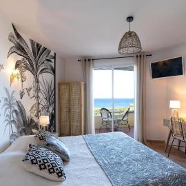 "Cap Riviera" Hotel & Restaurant Saint Aygulf, hotel u gradu Sent-Egilf