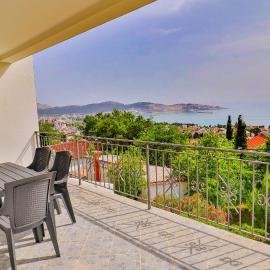 VIVANA HOUSE - Sea View - Perfeket for families, Hotel in Šušanj