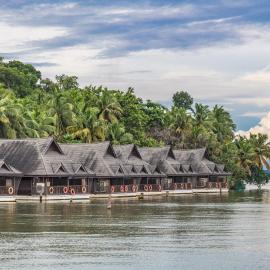 Club Mahindra Ashtamudi, Kerala, hotel di Nīndakara
