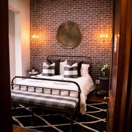 @Athens Guest Rooms، فندق في كيمبرلي