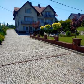 Willa Różana, hotel Wola Kalinowska városában