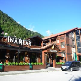 Inanlar Deluxe Hotel & Bungalow, hotel v mestu Uzungöl