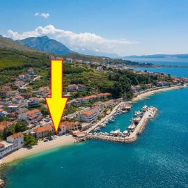 Direct Beach Apartments, hotel in Jesenice