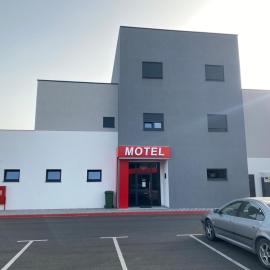 Belamionix motel, hotel a Bosanski Šamac
