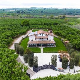 Podere Vasella - Suite junior dx, hotel en Capranica