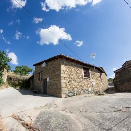 CASA DE PIEDRA, hotel a Casas del Monte