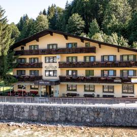 Pension Sonnwend - inklusive Gästekarte, hotell sihtkohas Fieberbrunn