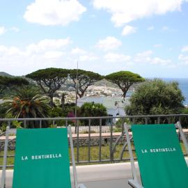 Appartamenti Ischia la Sentinella、カザミッチョラ・テルメのホテル